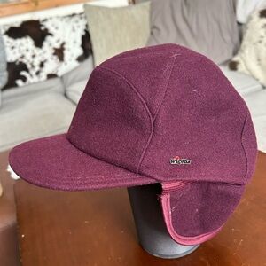 Wigens men’s hat wool with fluffy inside liner size 59 large burgundy color